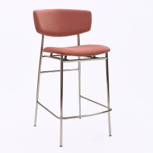 Дизайнерский полубарный стул Marko розовый, основание хром