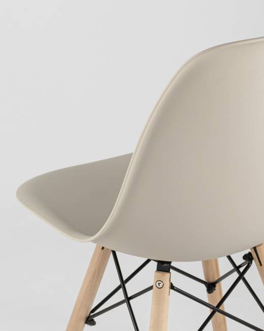 Стул Eames Style DSW бежевый x4 (разборный каркас)