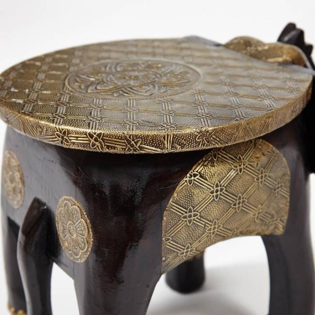 Столик Secret De Maison GOLDEN SLON ( mod. ND-006) дерево манго/латунная чеканка, 40х30х31 см, этническая роспись этническая роспись дерево манго/латунная чеканка