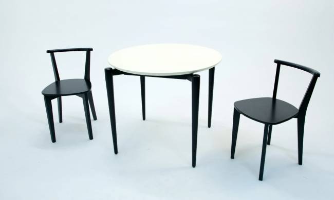 Стол Pawook К 90 чёрный/слоновая кость