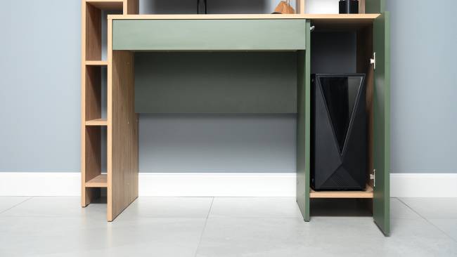 Рабочий компьютерный стол Комфорт 12.71 цвет гикори рокфорд натуральный/дымчатый зелёный